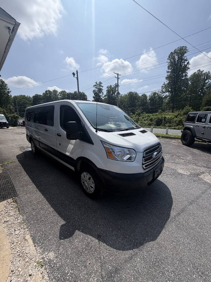 Used 2019 Ford Transit 350 XLT RWD image 4