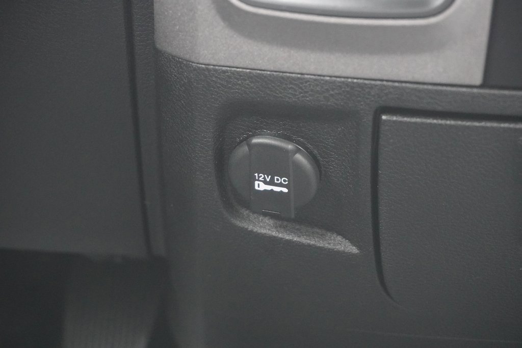 Used 2019 RAM 1500 Tradesman w/ Chrome Appearance Group image 23