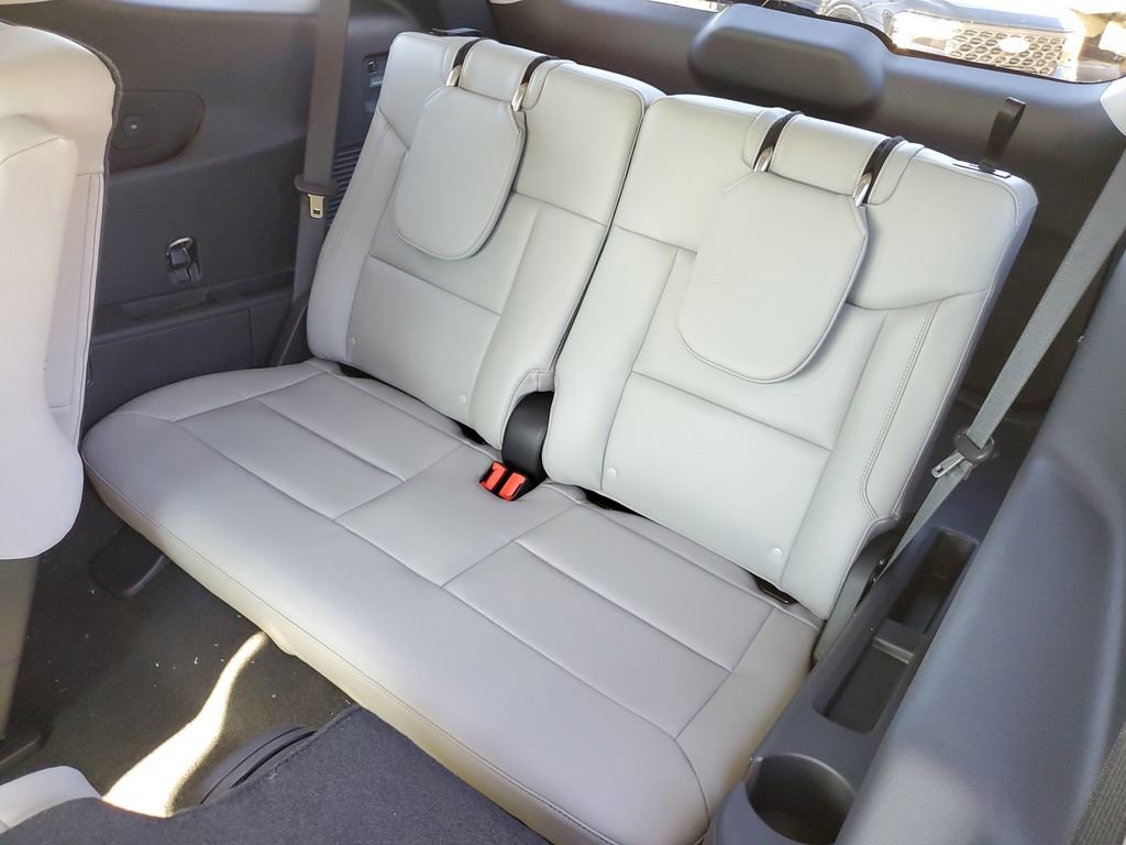 New 2026 Ford Explorer Active w/ Active Comfort Package image 33