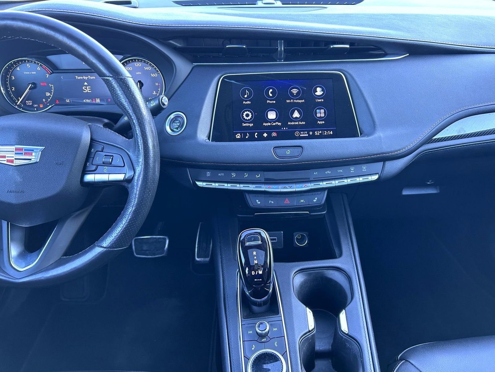 Used 2023 Cadillac XT4 Sport w/ Cold Weather Package image 18