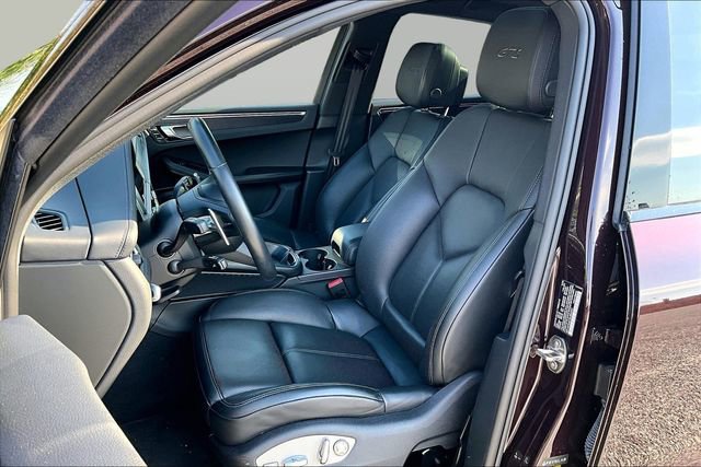 Used 2024 Porsche Macan GTS image 11