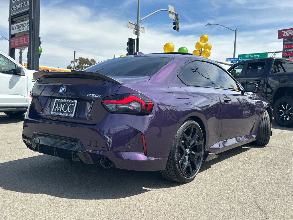 Used 2025 BMW 230i Coupe w/ M Sport Package image 13