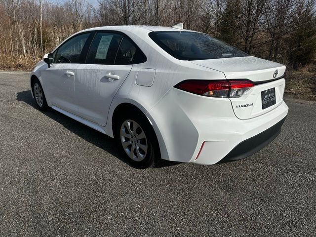 Used 2026 Toyota Corolla LE image 7