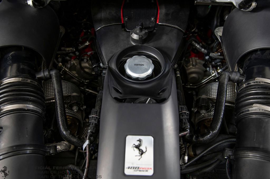 Used 2019 Ferrari 488 Pista Spider image 32