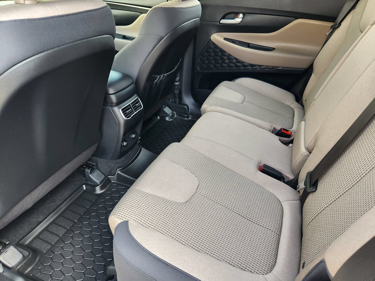 Certified 2023 Hyundai Santa Fe SEL w/ Cargo Package FWD image 27