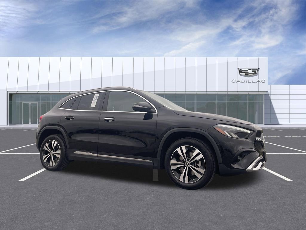 Used 2025 Mercedes-Benz GLA 250 image 1