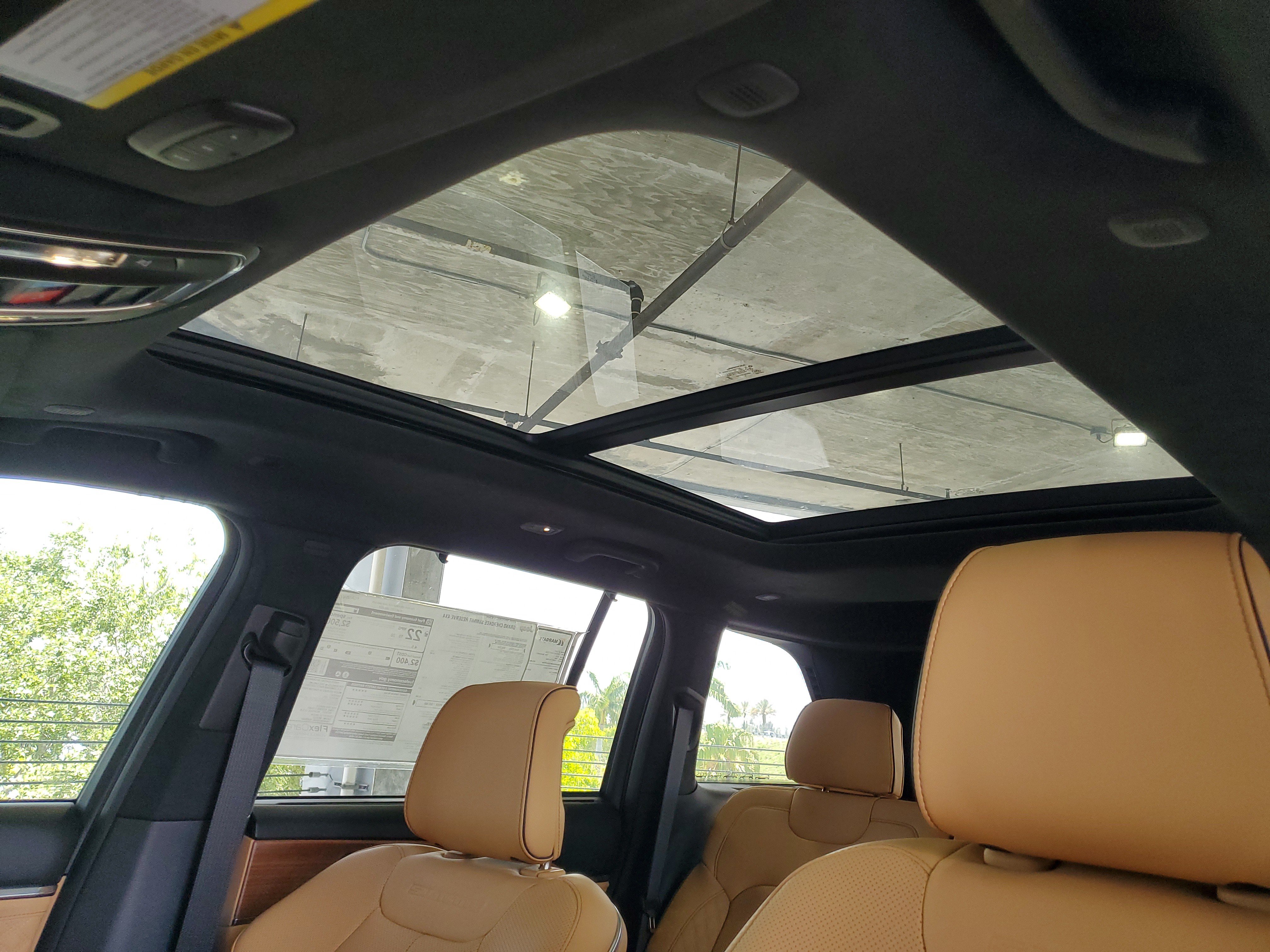 New 2025 Jeep Grand Cherokee Summit AWD/4WD image 21