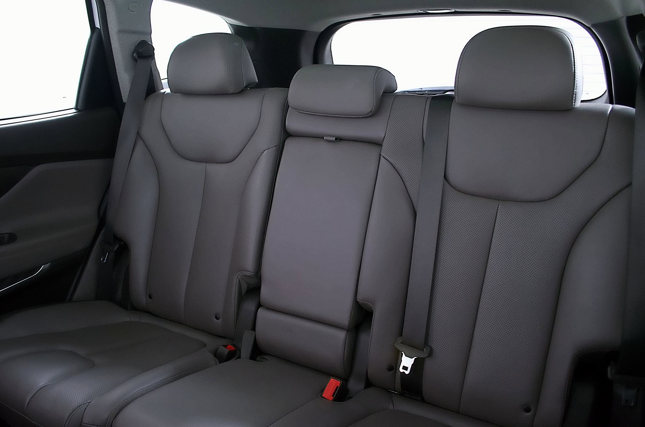 Used 2020 Hyundai Santa Fe Limited image 17