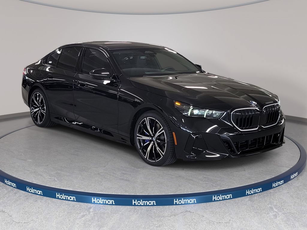 New 2027 BMW 550e xDrive w/ Premium Package AWD/4WD image 3