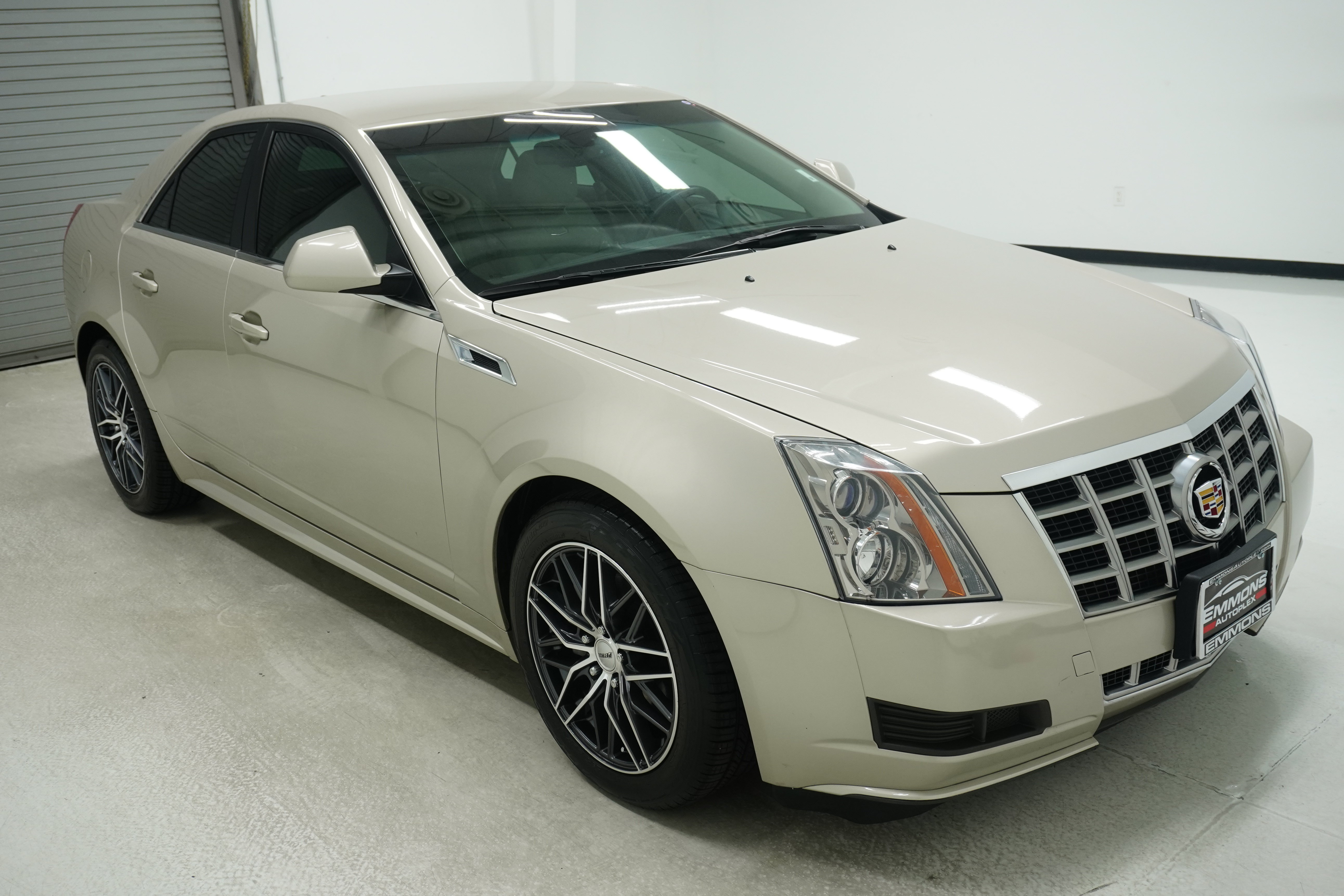Used 2013 Cadillac CTS Luxury RWD image 3