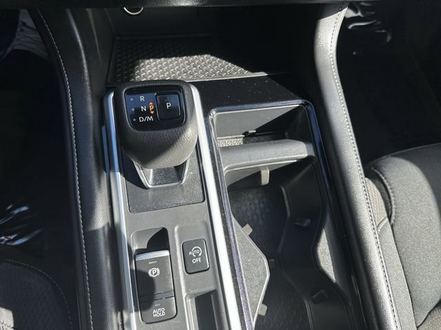 Used 2025 Nissan Pathfinder SV image 23