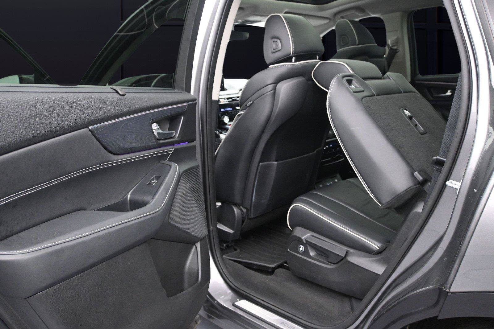 Certified 2023 Acura MDX w/ Advance Package AWD/4WD image 14