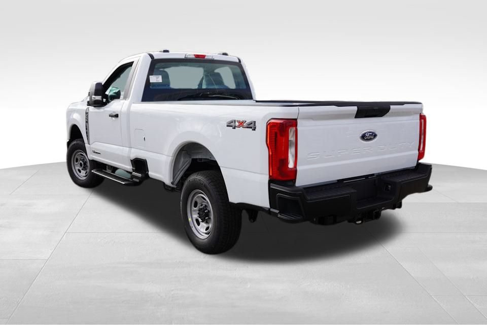 New 2026 Ford F250 XL w/ F-250 >10K GVWR Package AWD/4WD image 5