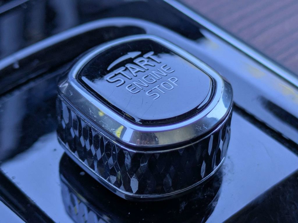 Used 2023 Volvo XC60 B5 Plus w/ Climate Package image 31