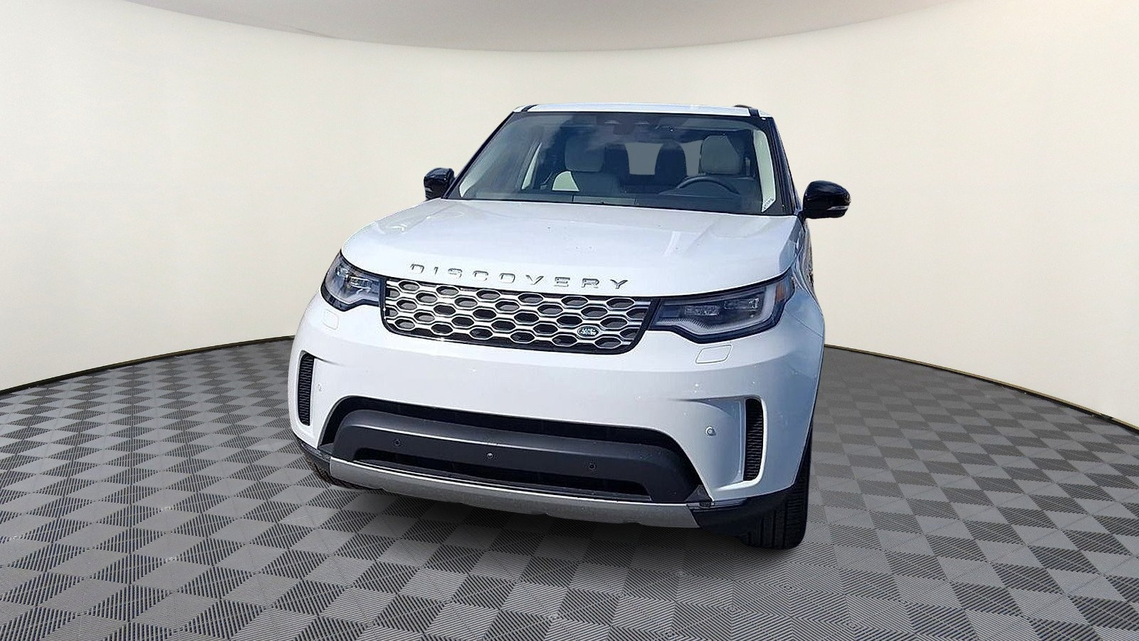 Certified 2026 Land Rover Discovery S AWD/4WD image 3