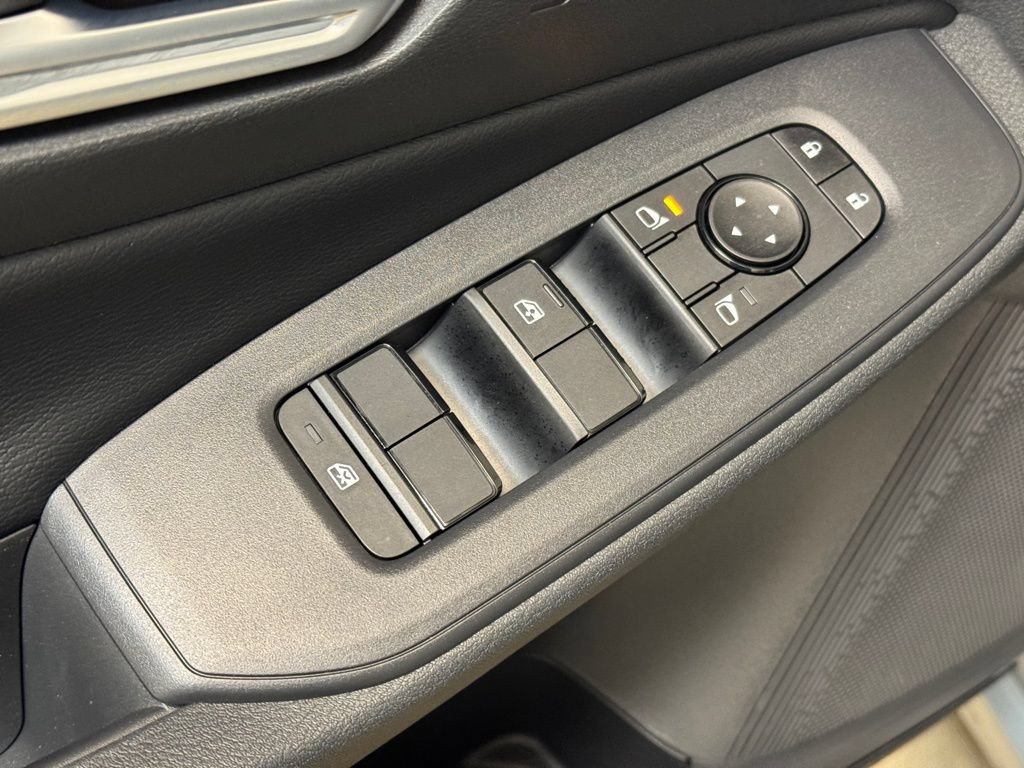 New 2026 Nissan Sentra SV w/ SV Convenience Package FWD image 9
