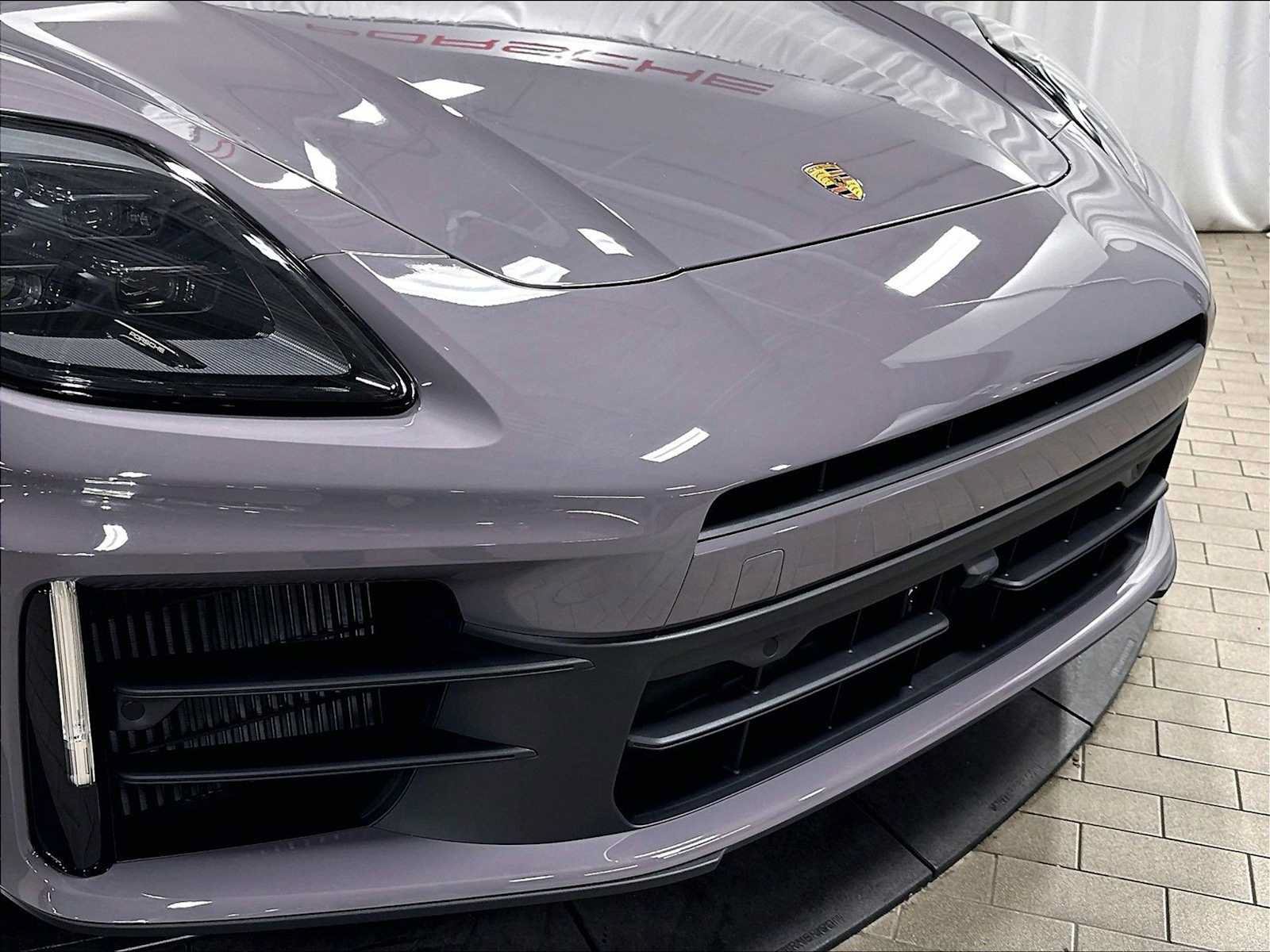 New 2026 Porsche Panamera 4 AWD/4WD image 32