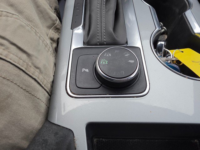 Used 2020 Chevrolet Blazer LT AWD/4WD image 44