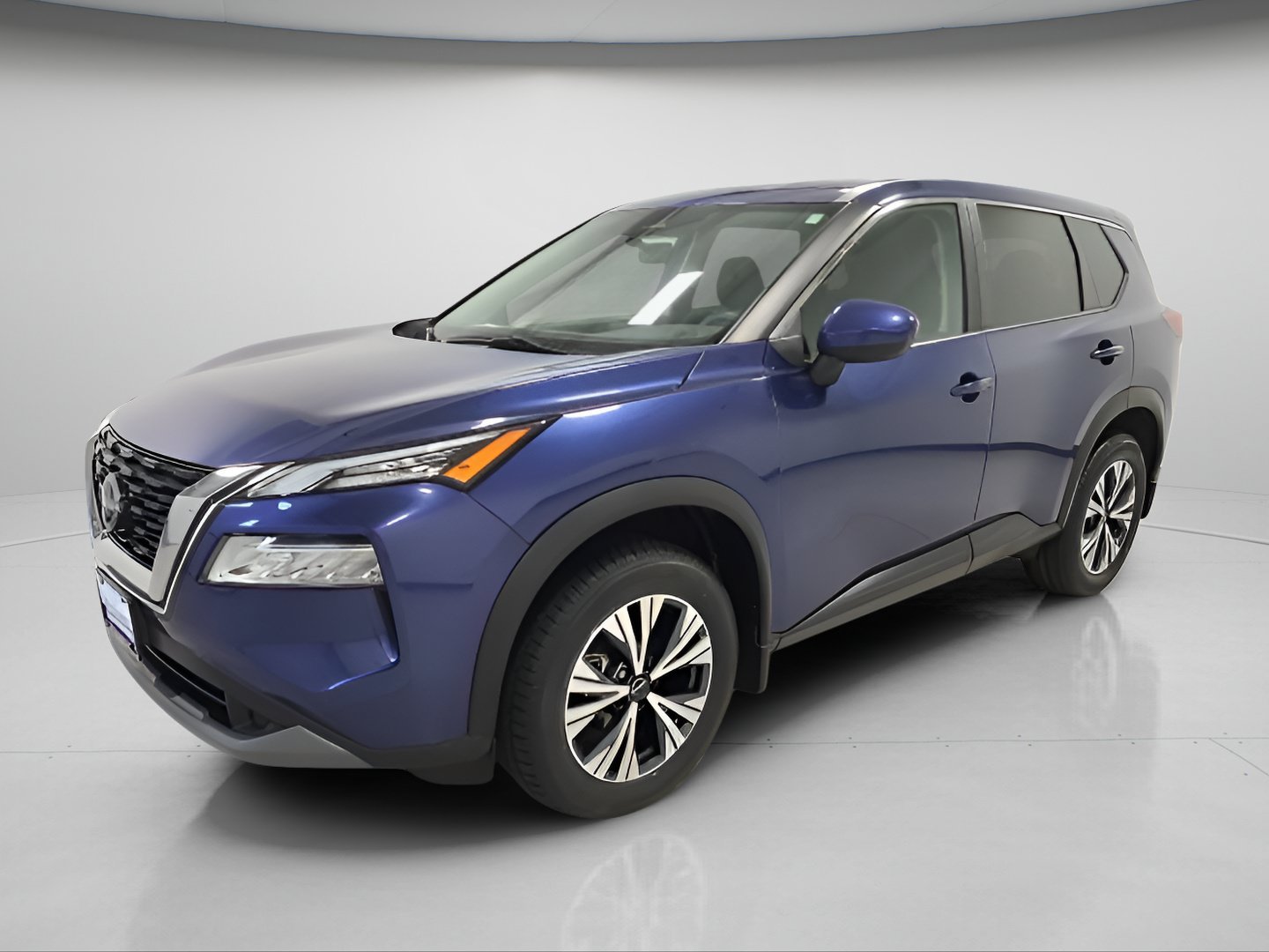Used 2023 Nissan Rogue SV AWD/4WD image 3