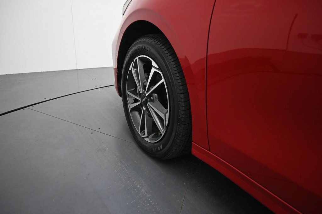 Certified 2023 Kia Forte LXS FWD image 11