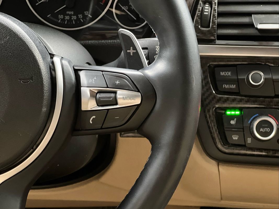 Used 2014 BMW 328i xDrive Sedan AWD/4WD image 27