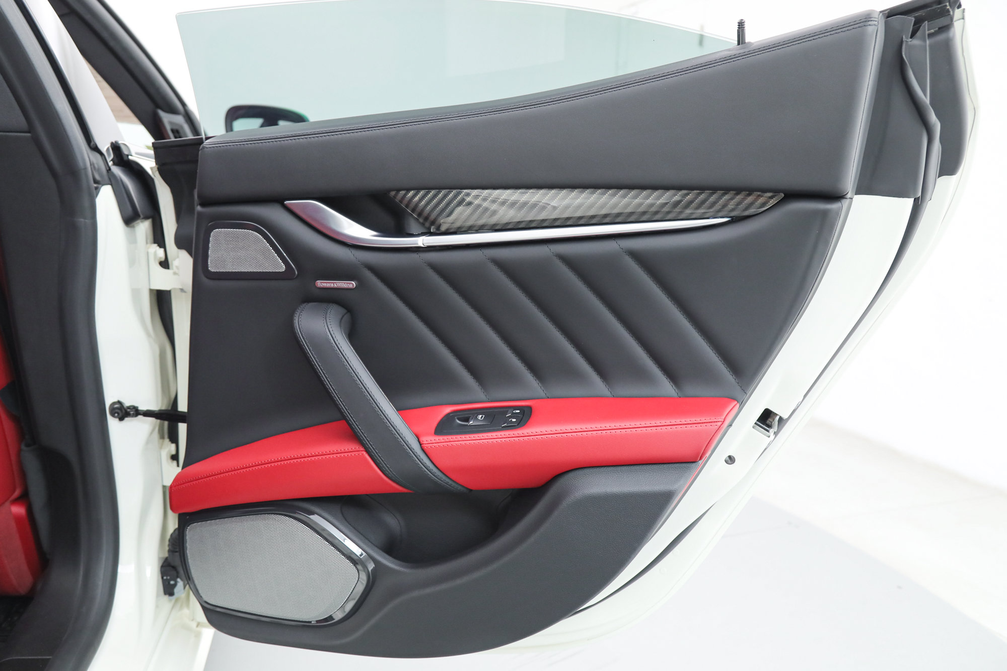 Used 2021 Maserati Ghibli S GranSport RWD image 12