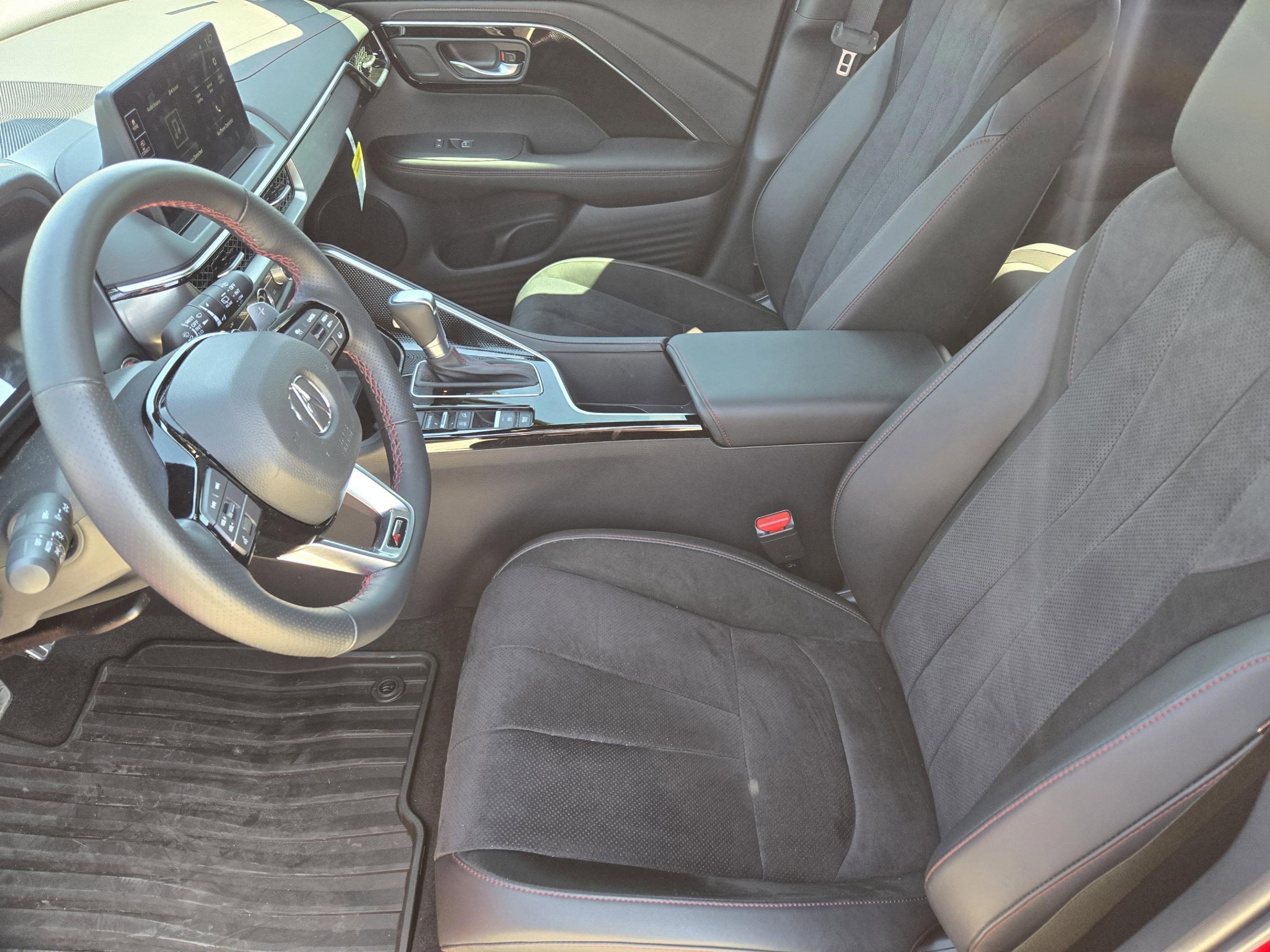 Certified 2025 Acura ADX A-Spec image 4