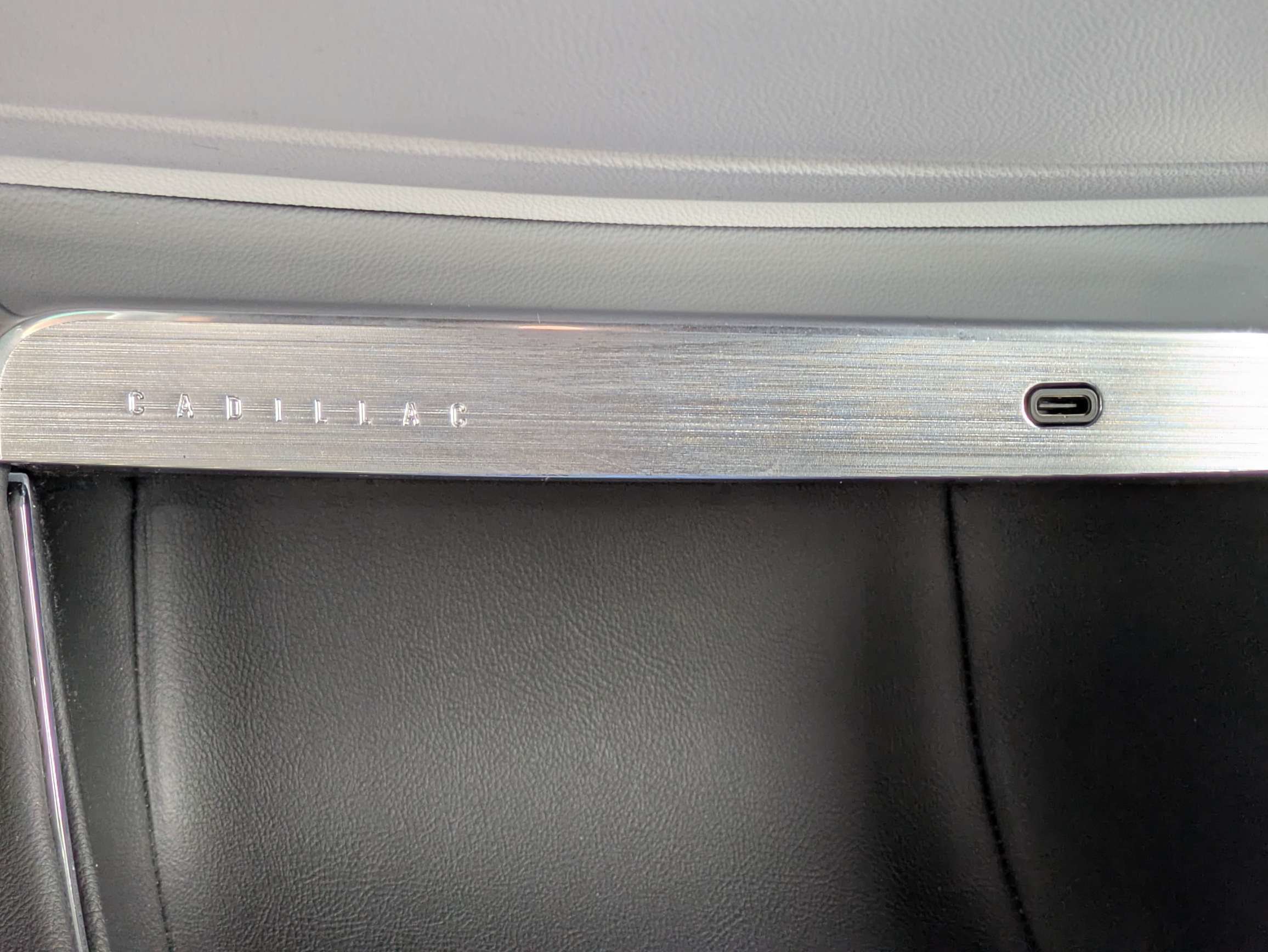 Certified 2024 Cadillac Lyriq Luxury RWD image 27
