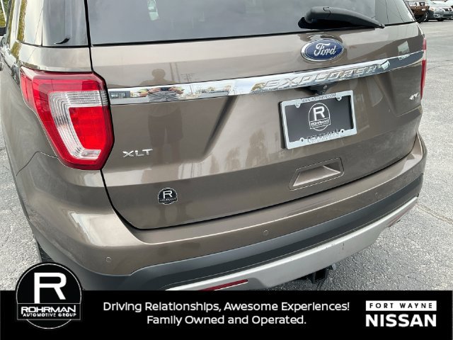 Used 2016 Ford Explorer XLT w/ Equipment Group 201A AWD/4WD image 30