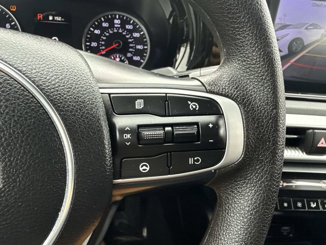 Used 2023 Kia K5 LXS image 27