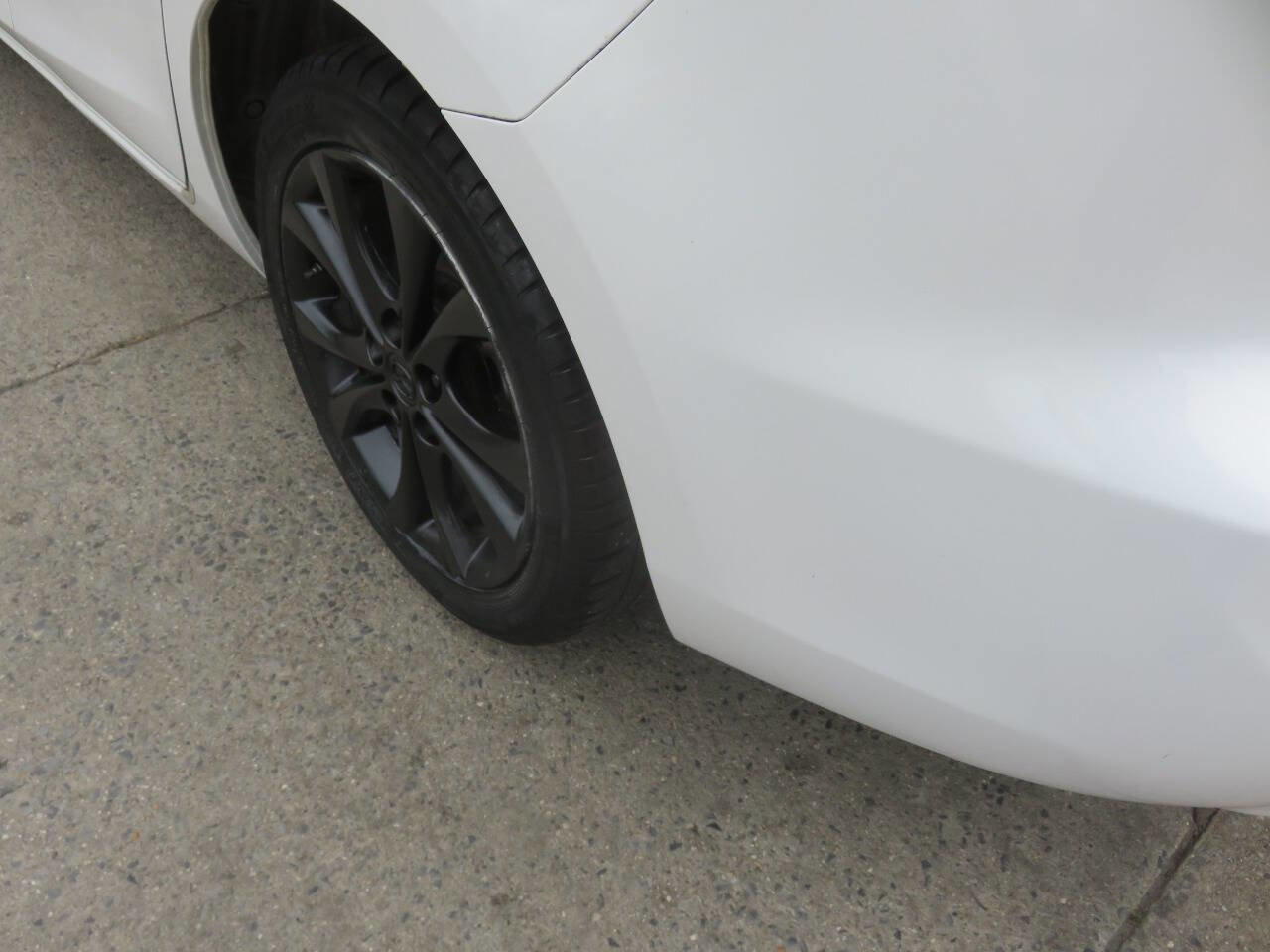 Used 2011 MAZDA MAZDA3 s Sport w/ Tech Pkg FWD image 29