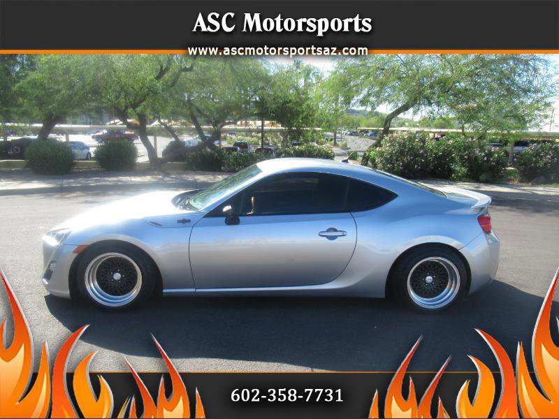 Used 2014 Scion FR-S image 1