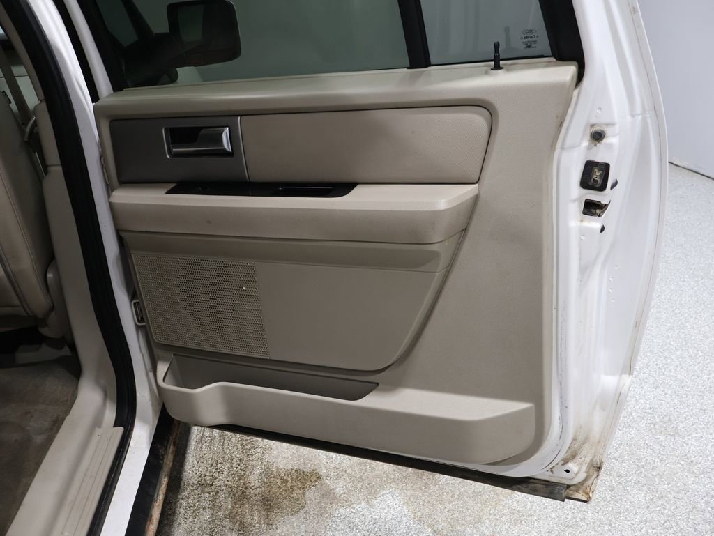 Used 2011 Ford Expedition EL Limited w/ 301A Rapid Spec Order Code image 26