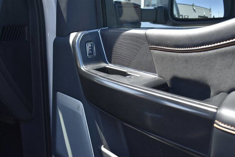 Used 2024 Ford F350 Platinum image 29