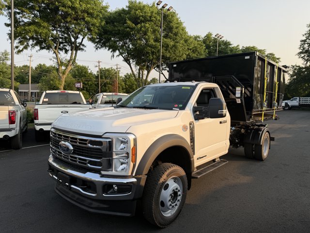New 2026 Ford F550 4x4 Regular Cab Super Duty image 2