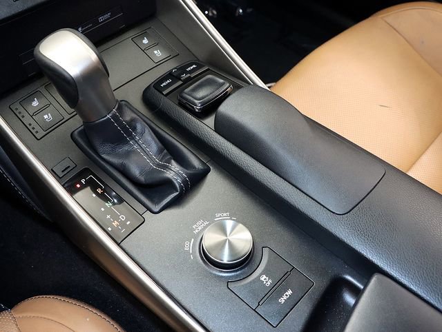 Used 2015 Lexus IS 250 AWD image 21
