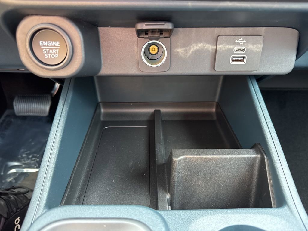 New 2025 Ford Maverick XLT w/ XLT Luxury Package image 28