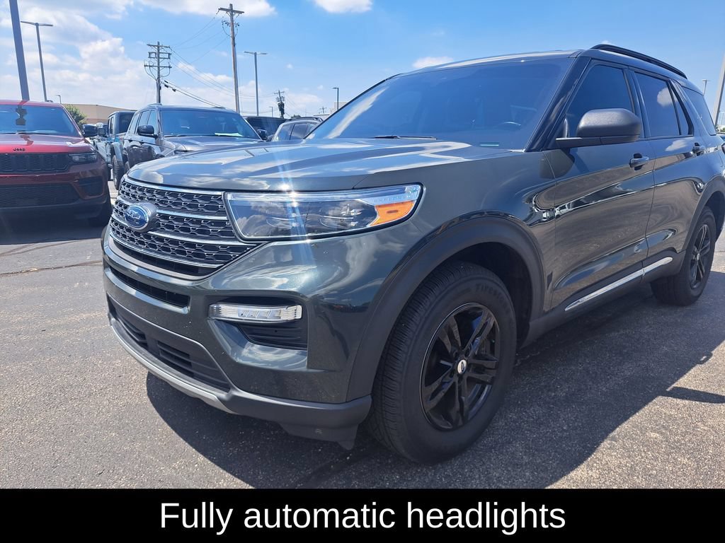 Used 2022 Ford Explorer XLT w/ Equipment Group 202A AWD/4WD image 7
