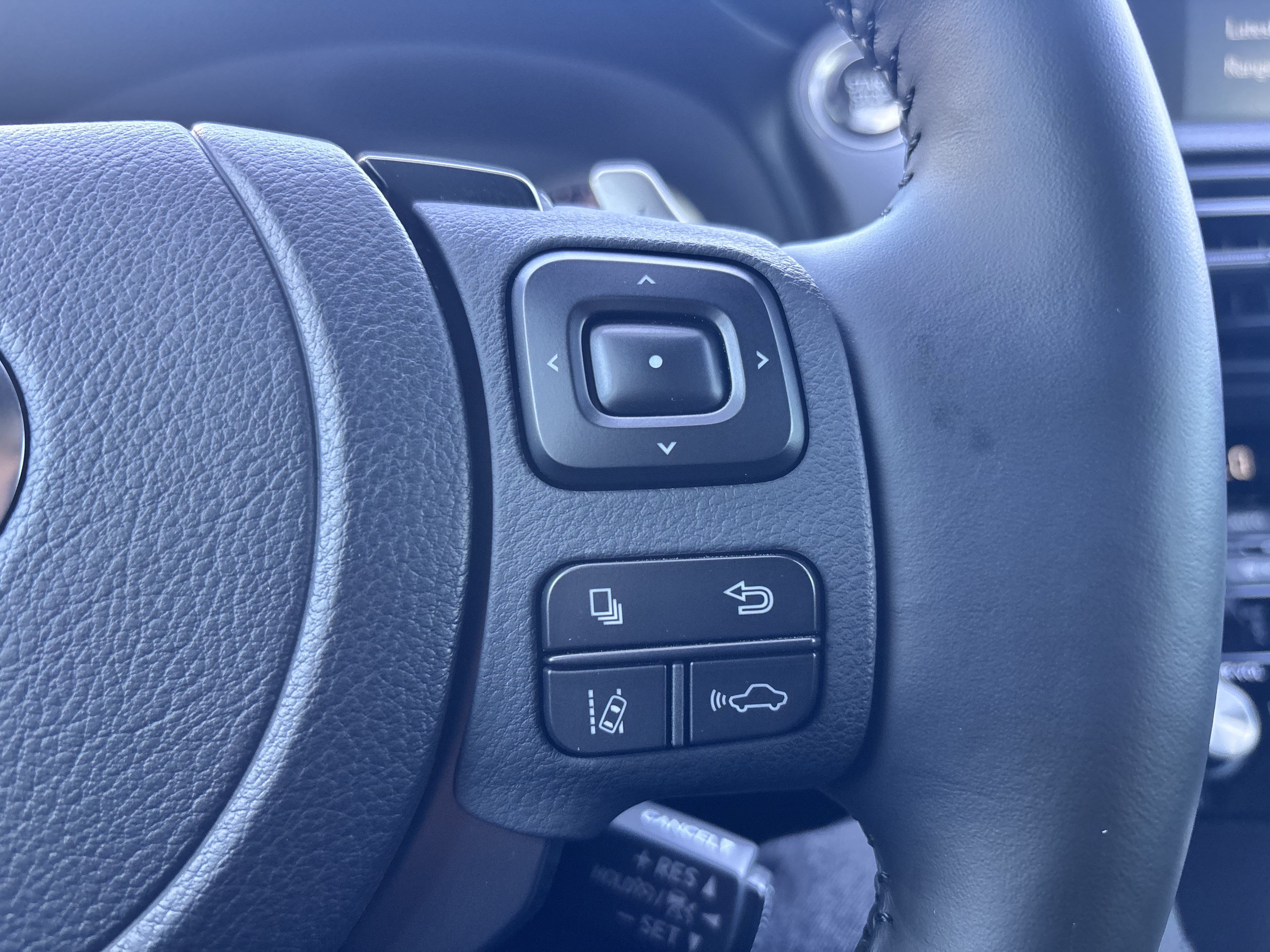 Used 2025 Lexus IS 350 F Sport RWD image 20