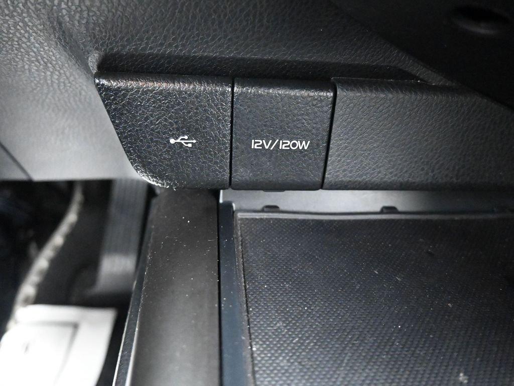 Used 2022 Toyota Camry SE image 26