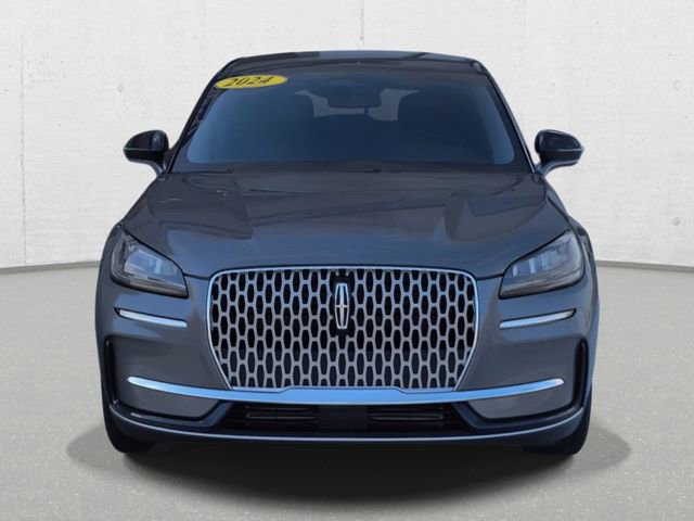 Used 2024 Lincoln Corsair AWD w/ Equipment Group 101A image 2