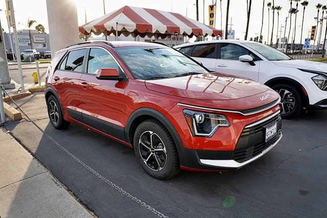 Certified 2023 Kia Niro EX