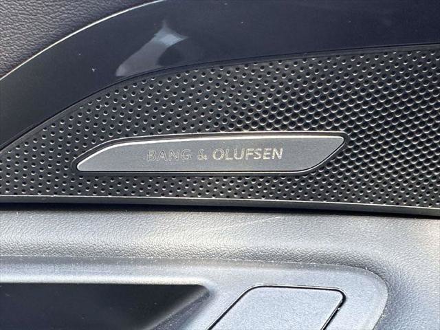 Used 2025 Audi Q5 Premium Plus w/ Premium Plus AWD/4WD image 18
