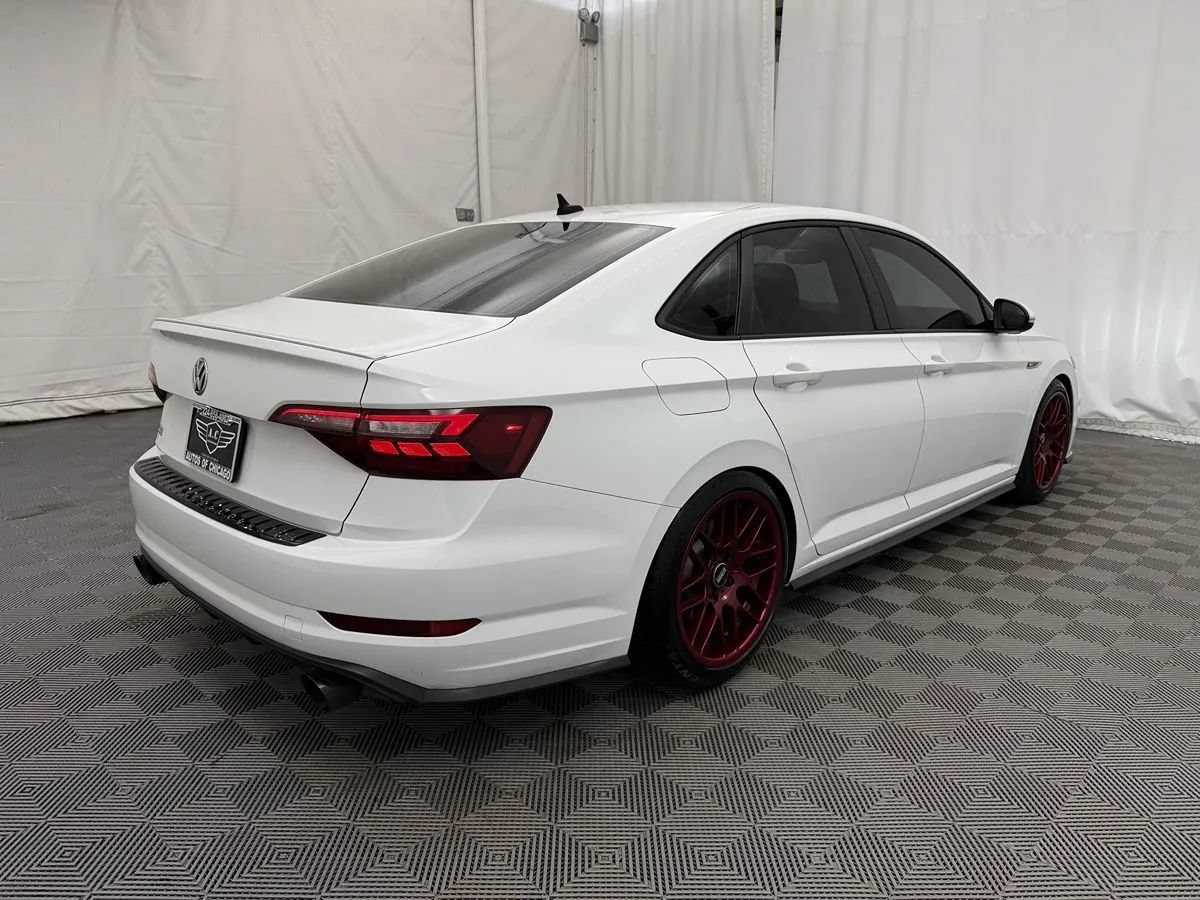 Used 2021 Volkswagen Jetta GLI FWD image 5