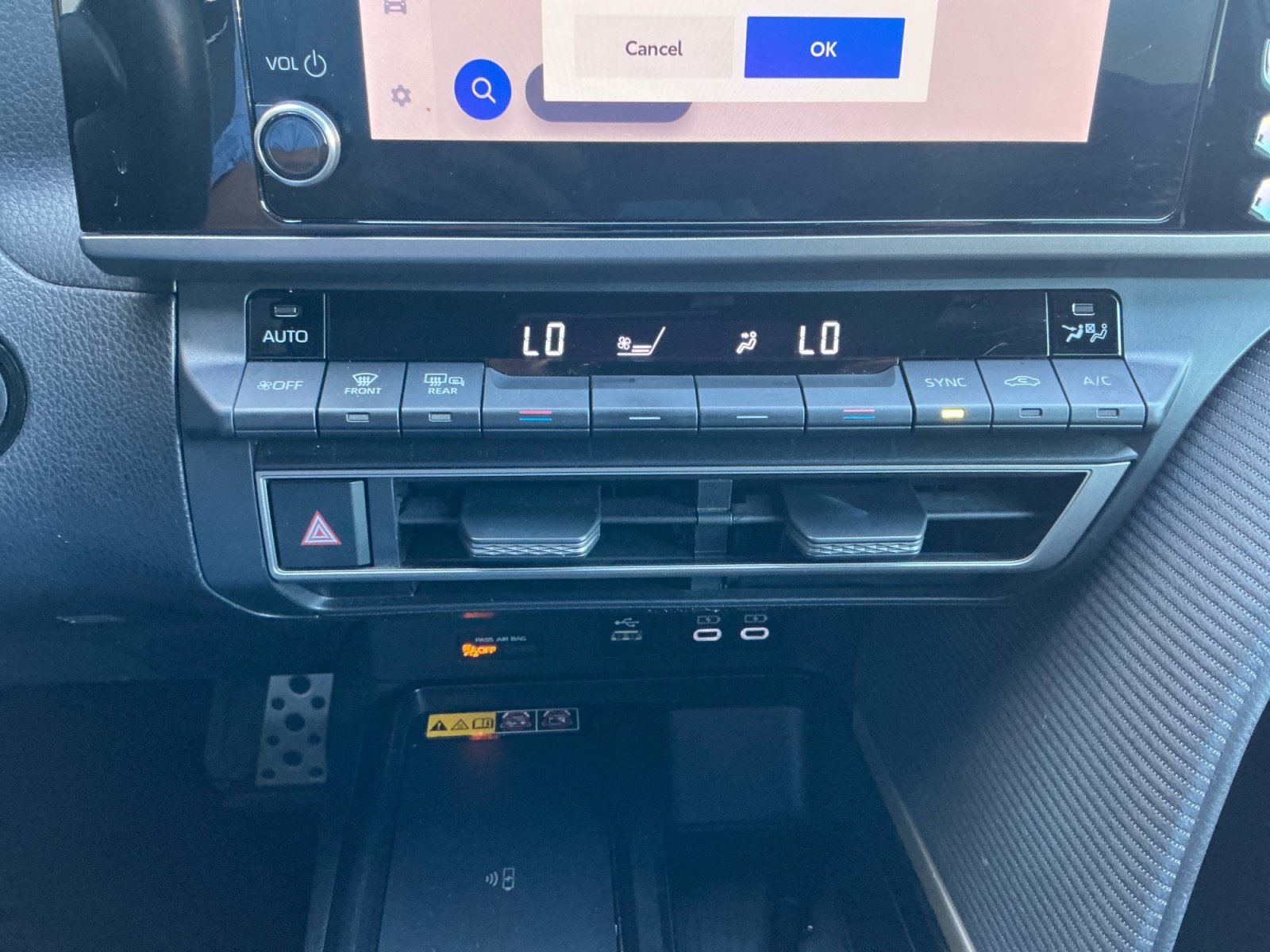 Certified 2025 Toyota Camry SE FWD image 12