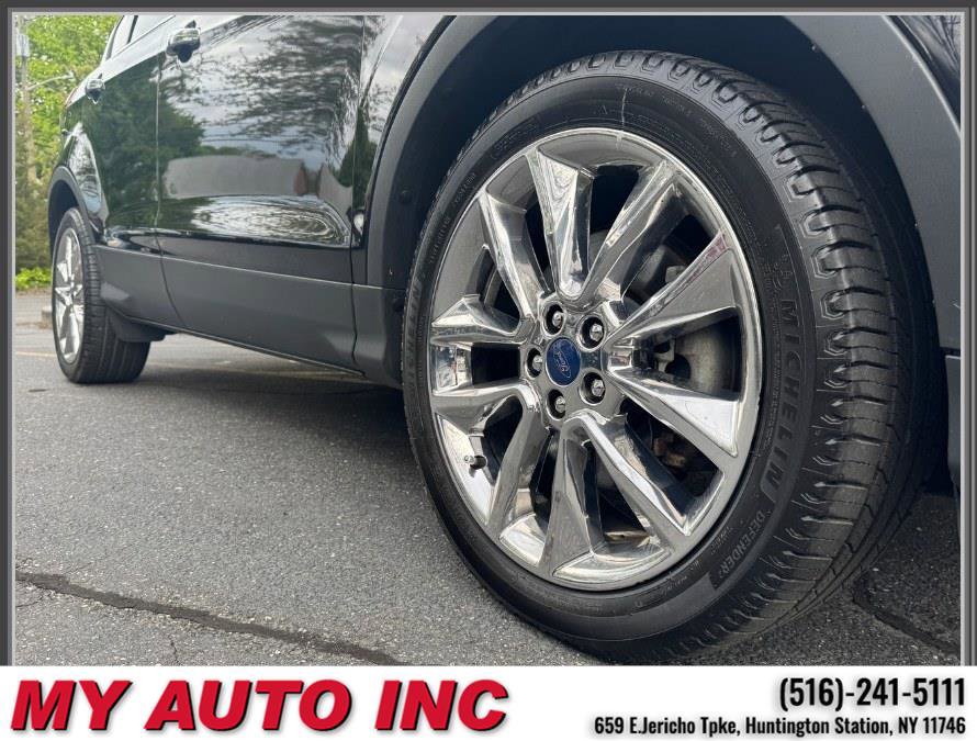 Used 2016 Ford Escape SE w/ SE Chrome Package AWD/4WD image 9
