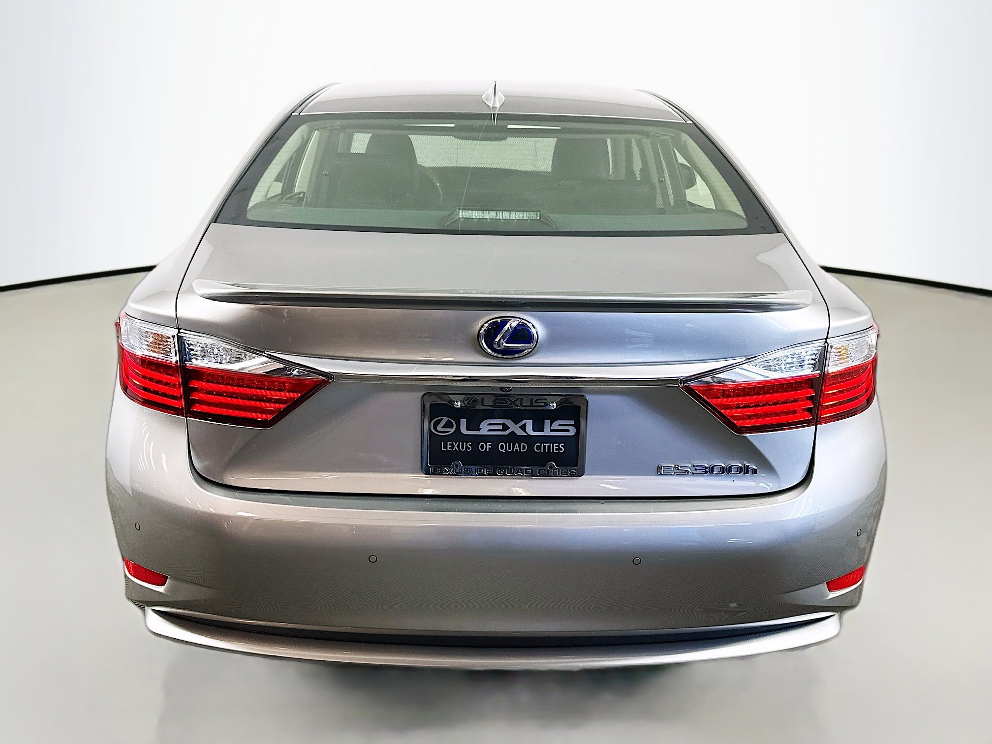 Used 2015 Lexus ES 300h w/ Navigation System Package FWD image 6