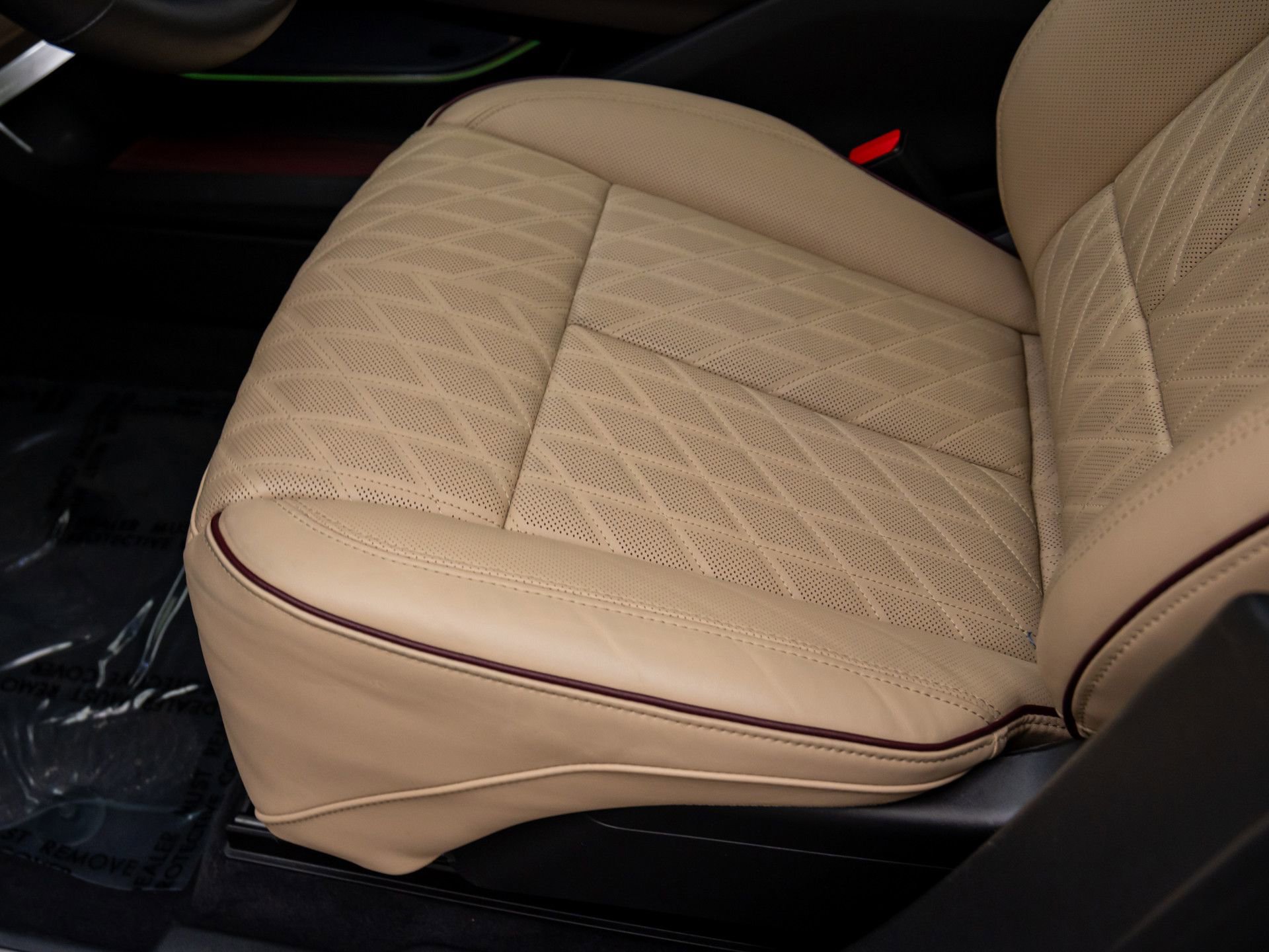 Certified 2025 Cadillac Lyriq Luxury image 21