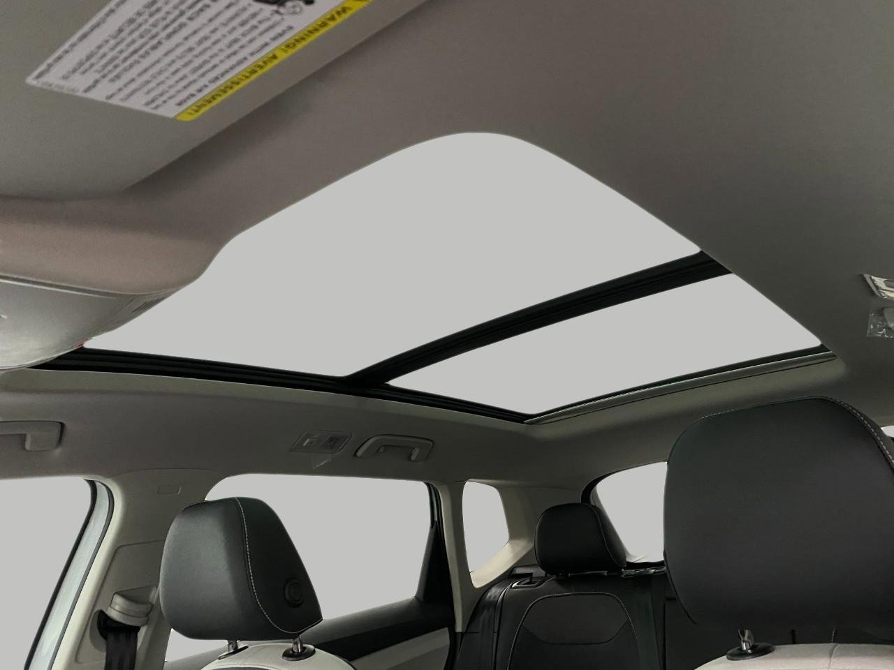 New 2026 Volkswagen Taos SE image 27