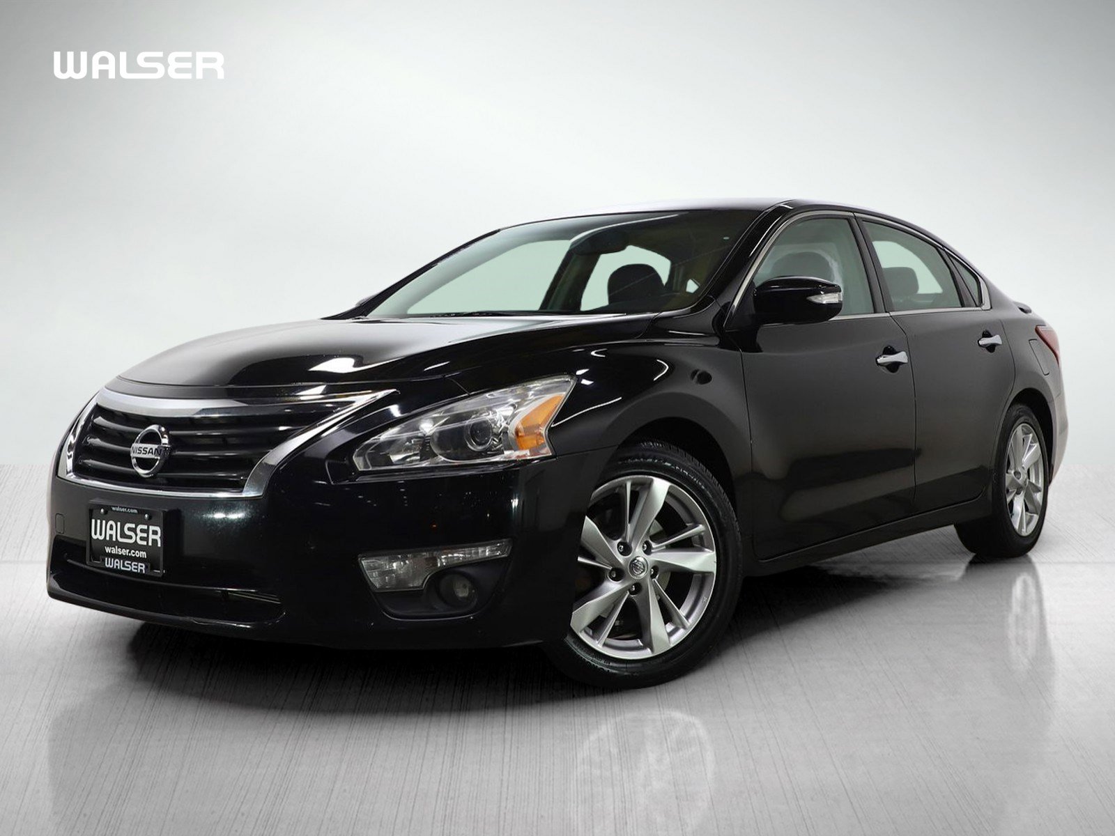 Used 2013 Nissan Altima 2.5 SL w/ Technology Pkg image 1